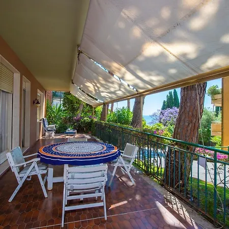 Elegante Di 200 Mq Con Vista A Holiday home